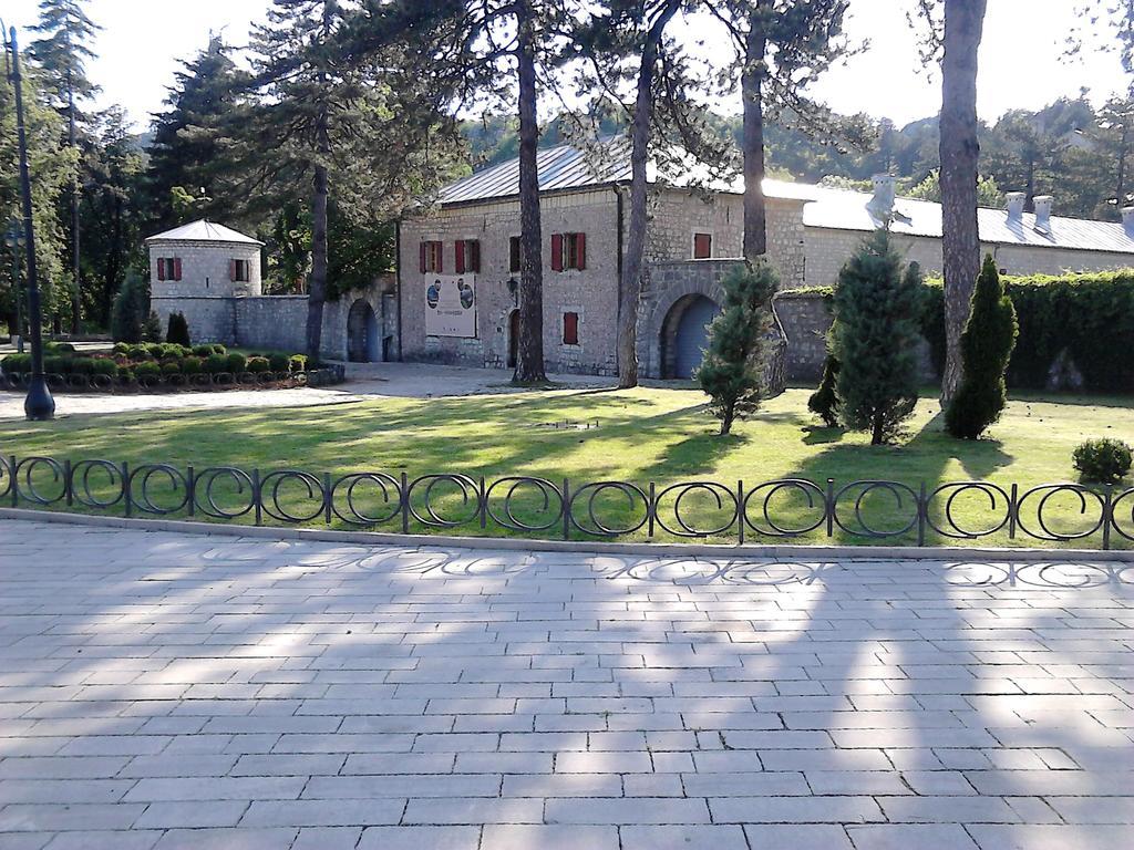 Apartments Mirkovic Cetinje Exterior photo